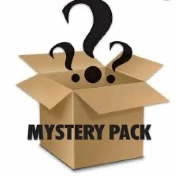 🏈🎁 NFL Football Sports Trading Cards = Mystery Hot Pack! 25 Cards! - Picture 2 of 3